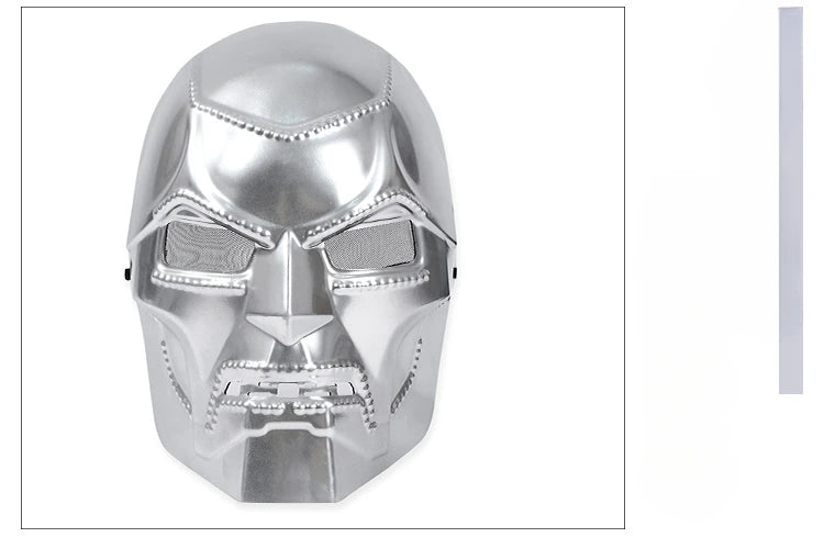 Doctor Doom-kostuum – zilverkleurig pantserpak met zwarte cape