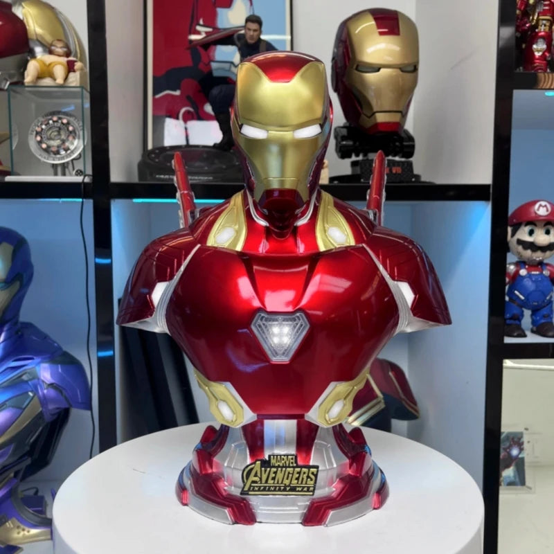 Lichtgevende Iron Man MK50-harsbuste - Infinity War-voetstuk
