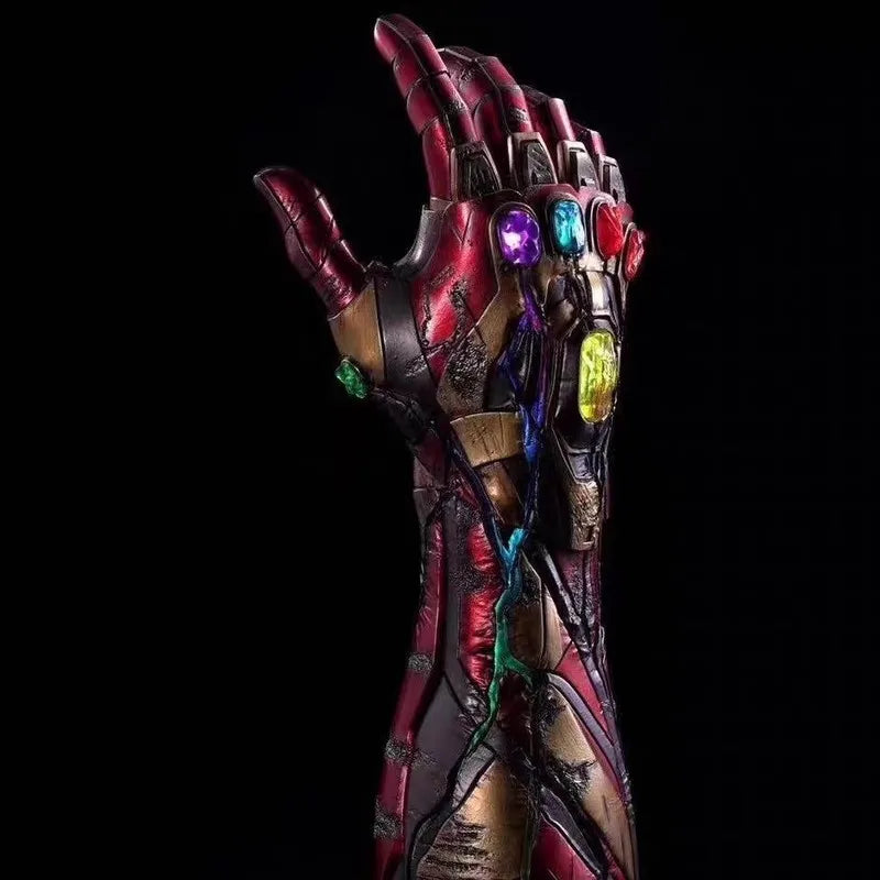 Avengers Infinity Gauntlet-beeld - 1:1-ledreplica