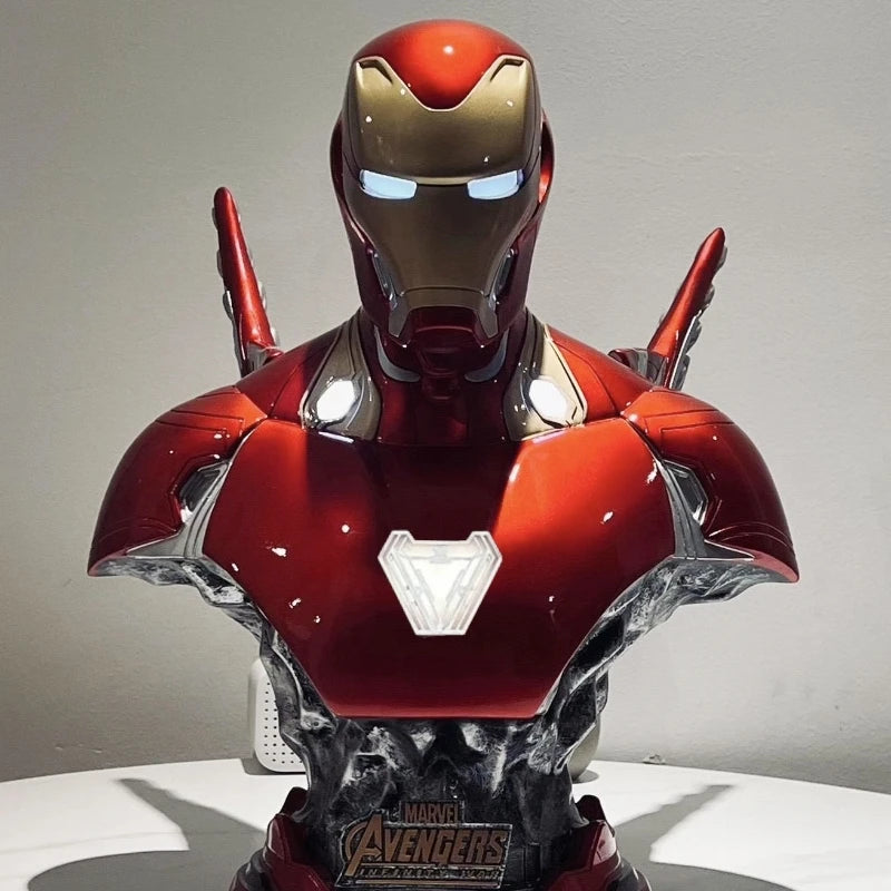 Lichtgevende Iron Man MK50-harsbuste - Zwart Marmeren Voetstuk
