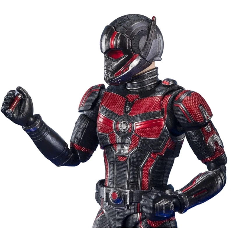 S.H.Figuarts Ant-Man-figuurtje - Bandai Quantumania, rood-zwart pak