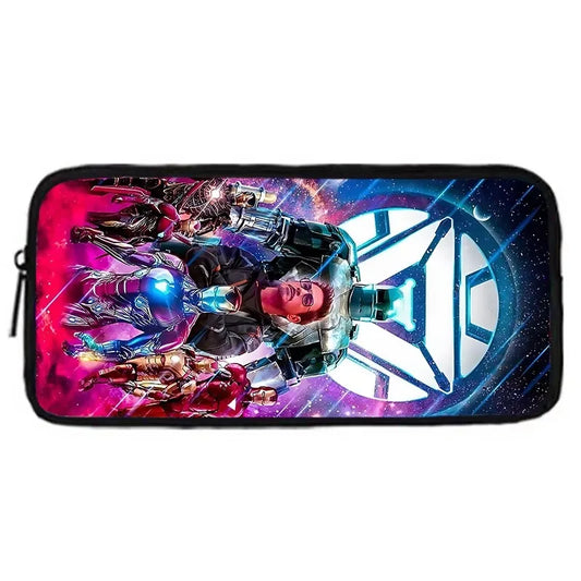 Avengers Iron Man-etui - Pantserteam met ruimteachtergrond