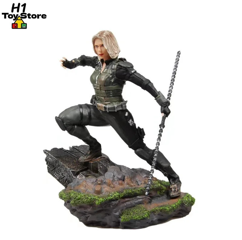 Avengers Black Widow-beeld - Scène 1/10 in collectorbox