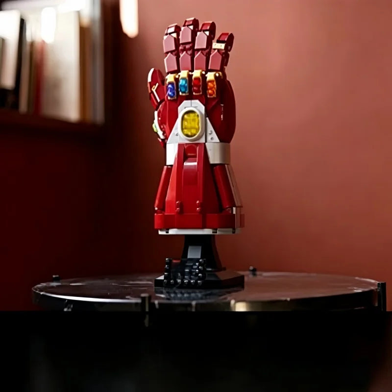 3D-puzzel Iron Mans Nano Infinity Gauntlet - Bouwset van 675 onderdelen, rood en goud
