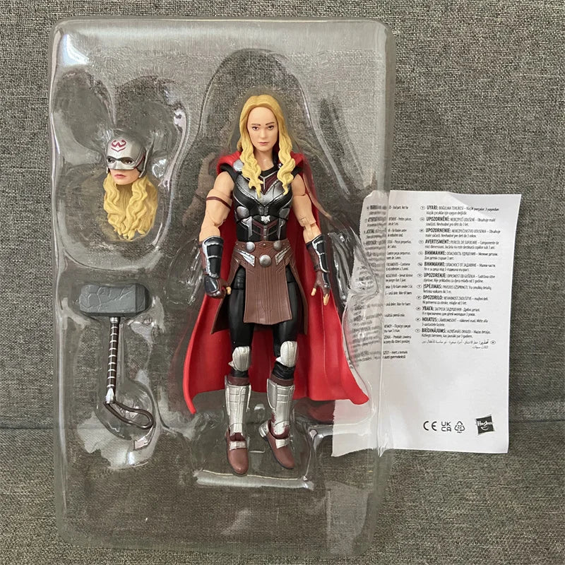 Avengers Thor-figuur - Gevleugelde helm en Stormbreaker-bijl