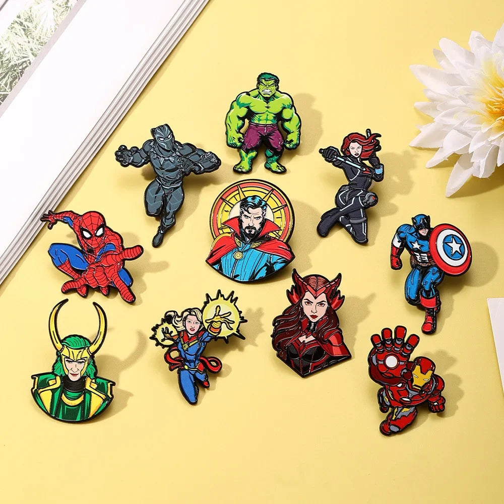 Avengers-emaille badge - Captain Marvel