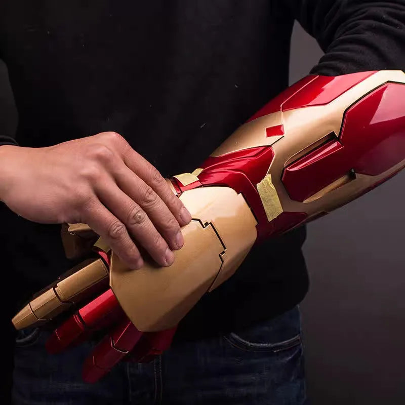 Mechanische arm Iron Man - Rode en gouden MK42-onderarm