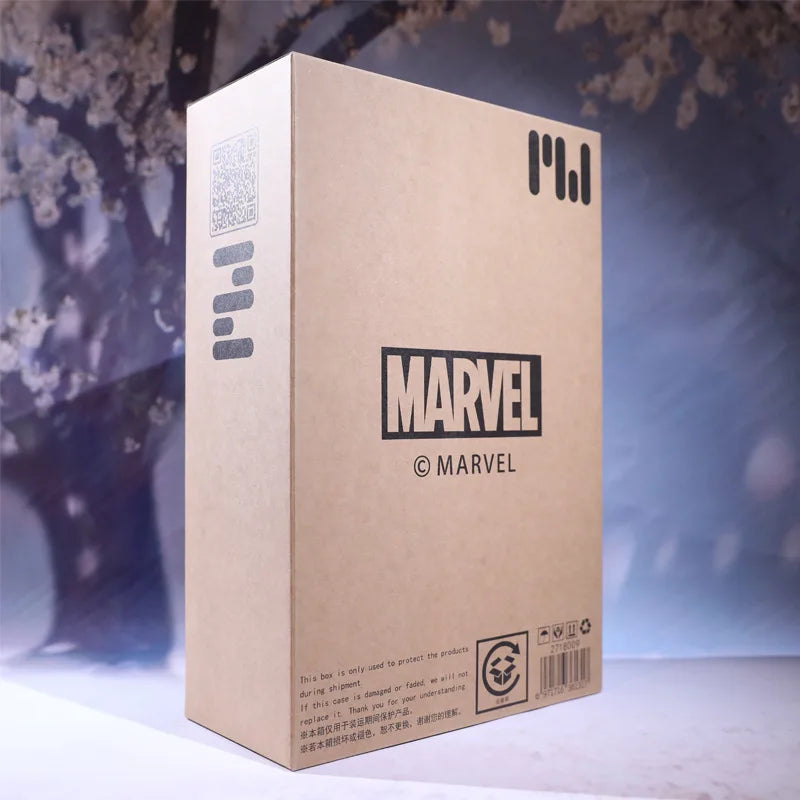 Loki 1/7 Deluxe Marvel-figuurtje - helm, scepter en verwisselbare handen