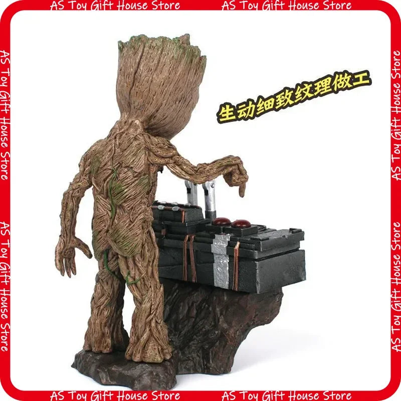Hot Toys Baby Groot-beeld – pvc met ontstekingsknop