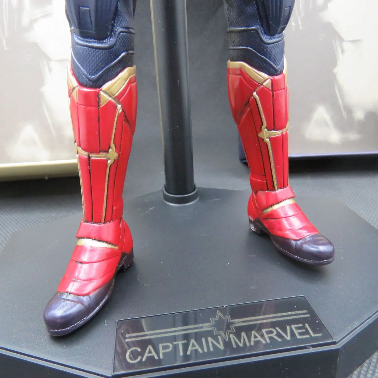 Statue Avengers Captain Marvel - Collection en PVC, boîte de 30 cm