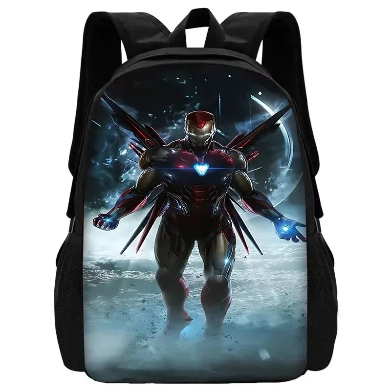 Avengers Iron Man-rugzak - Uitgespreide vleugels met besneeuwde achtergrond