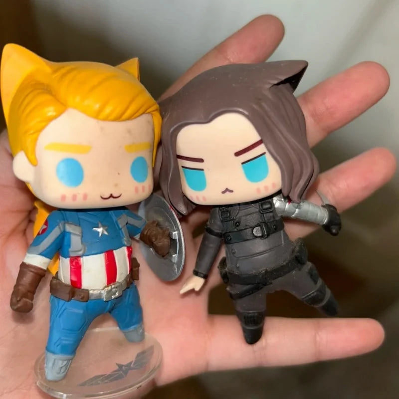 Figurine chibi Captain America et Bucky Barnes - Décoration de bureau