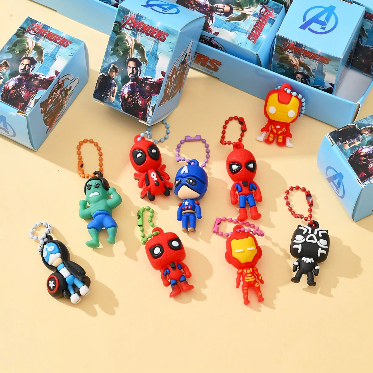 Siliconen blind box-sleutelhangers Avengers - Set van 24 stuks