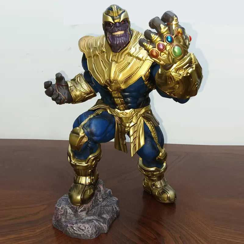 Thanos GK-beeld - Lichtgevende Infinity Gauntlet, ruïnedecor